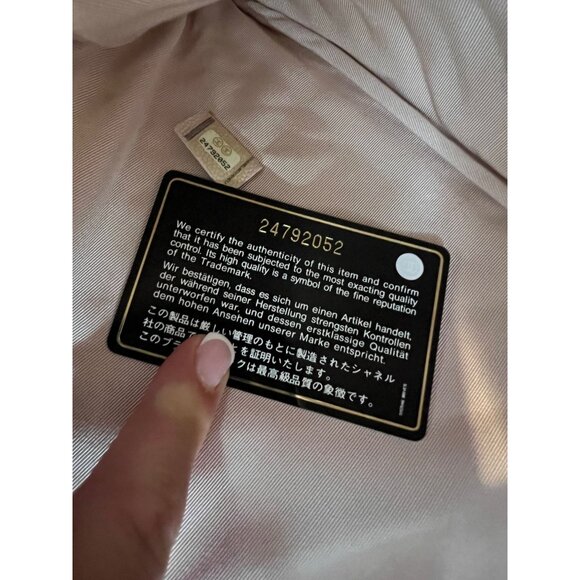 Chanel Caviar Chevron Quilted Large Beige Leather Cosmetic Clutch Bag - Picture 5 of 12